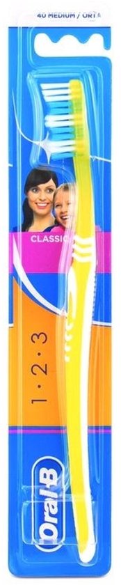 Oral-B tandenborstel - Classic 3-Effect 40 Medium