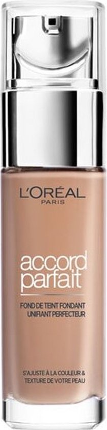 L’Oréal Paris - Accord Parfait Foundation - 5.R/C - Natuurlijk Dekkende Foundation met Hyaluronzuur en SPF 16 - 30 ml