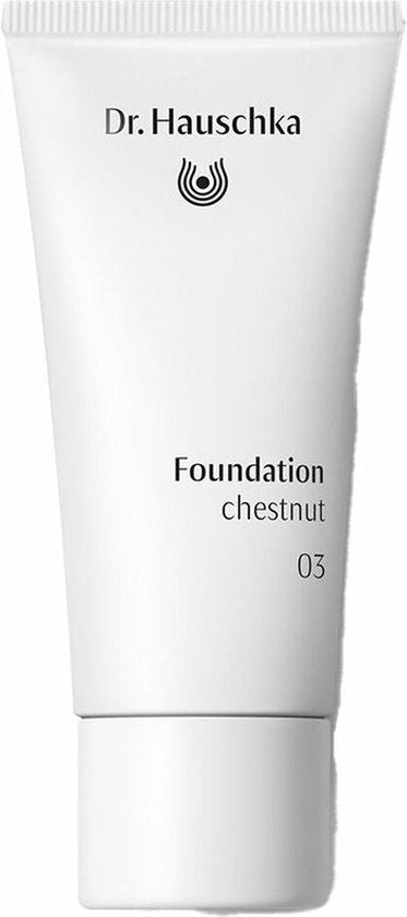 Dr. Hauschka Foundation 30 ml - #04 Hazelnut