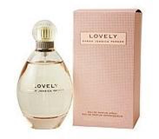Sarah Jessica Parker Lovely eau de parfum spray 150 ml