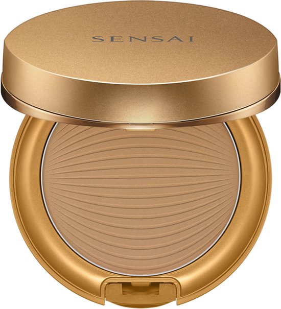 SENSAI Silky Bronze Getinte dagcrème 8.5 ml